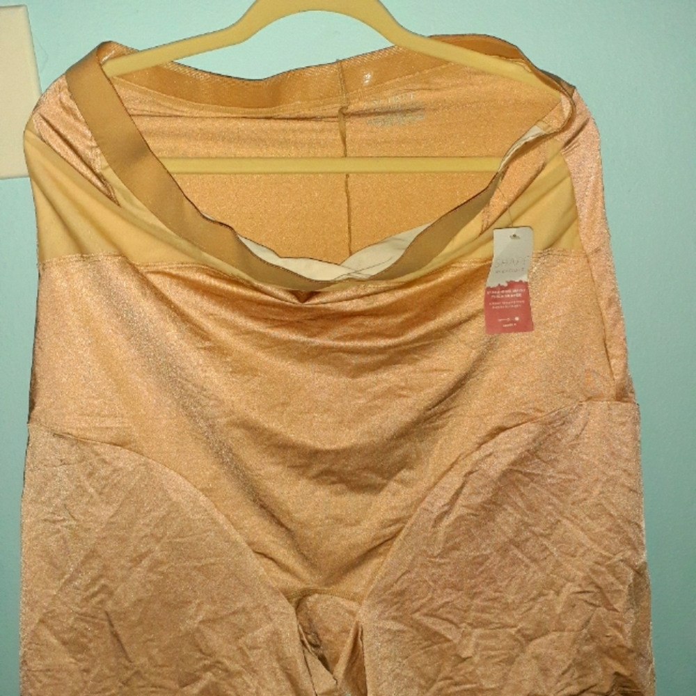 Plus size 26/28 spanx
